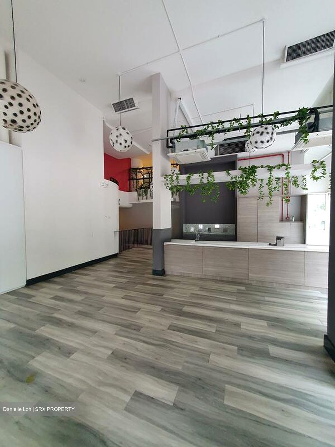 Spring Grove (D10), Retail #602983461